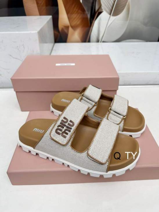 Picture of Miumiu Slippers _SKUMiuMiusz35-40TY0504222